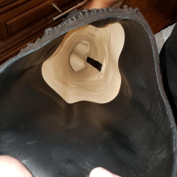 NEW Christian Louboutin Boot Lionne Suede Boot - Picture 9 of 13